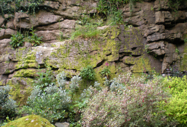 Crags along St. Michaels climb