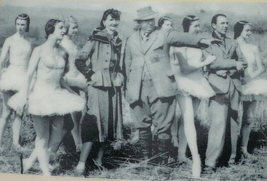 Pavlova's troupe at Abbotsbury